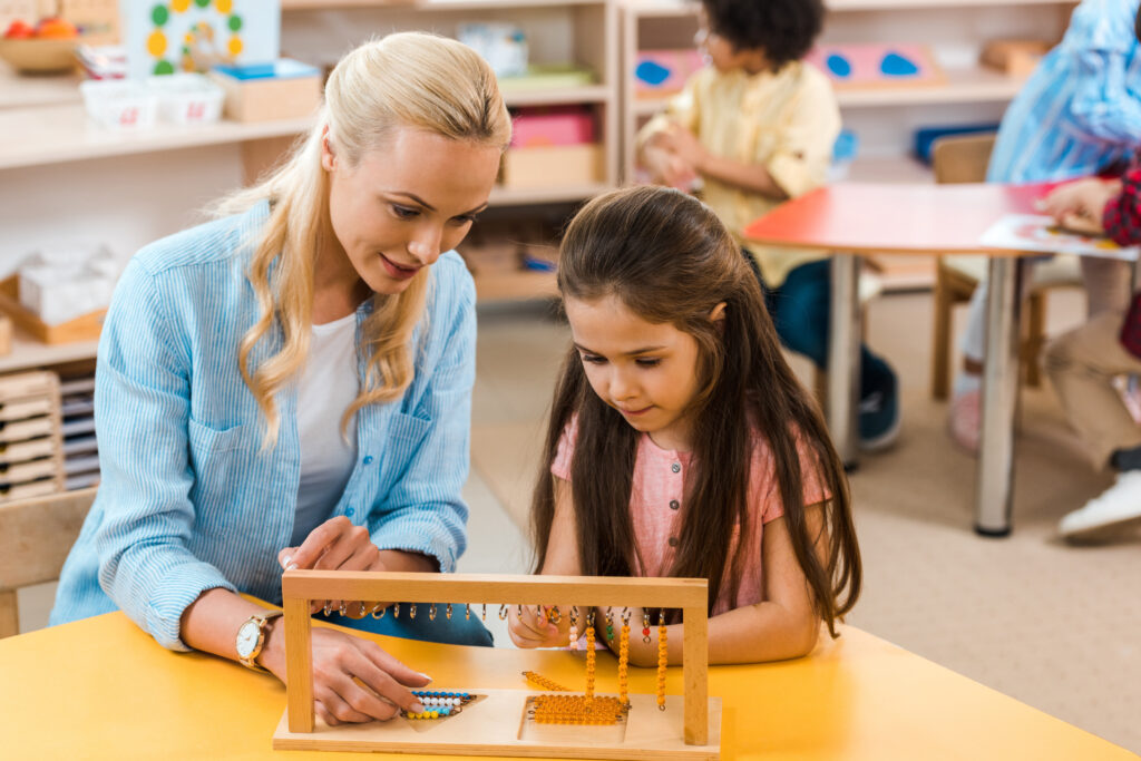 Formación especializada Auxiliar educación infantil
