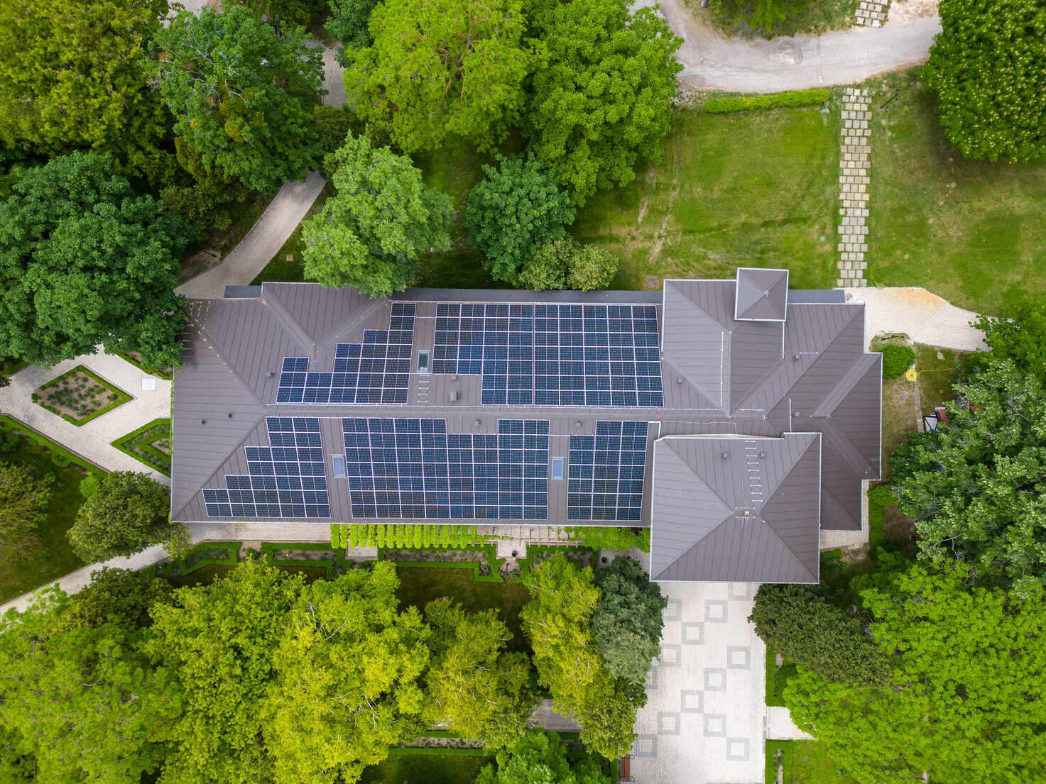 Incremento de los puntos de recarga eléctrica en vehículos